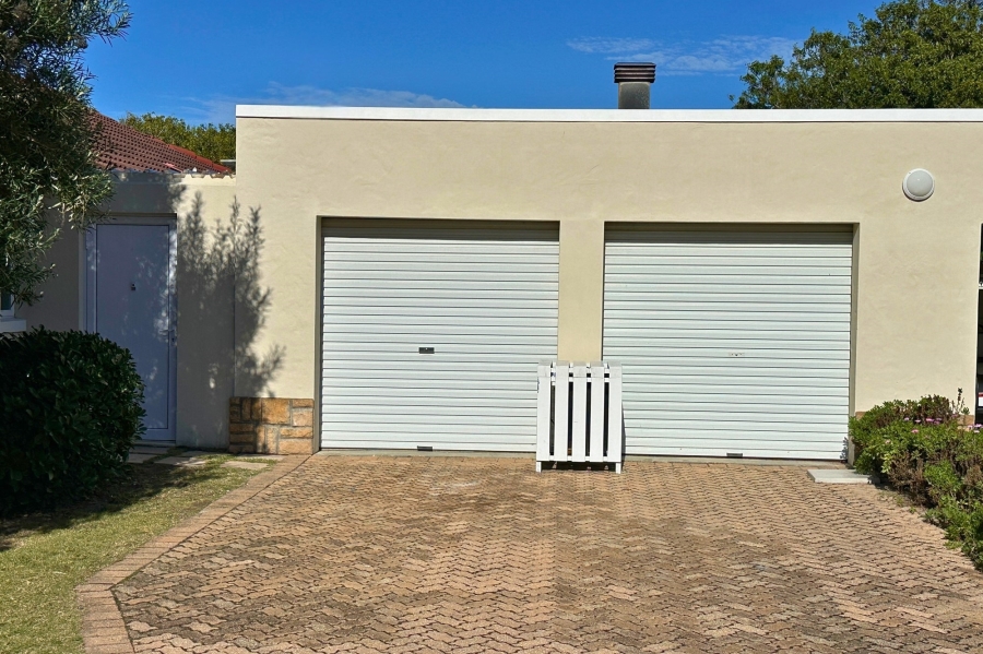 1 Bedroom Property for Sale in Keurbooms Western Cape